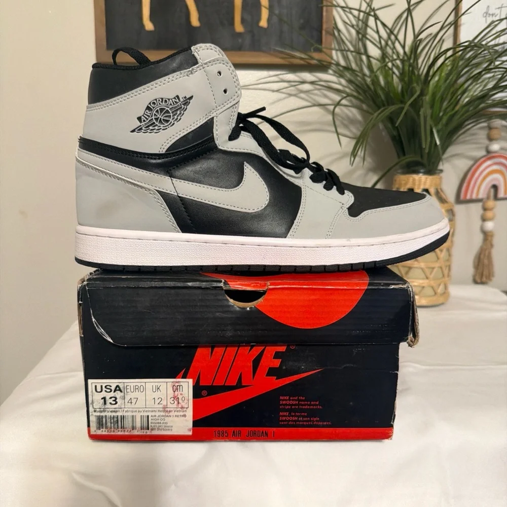 Jordan Retro High Top Sneakers in Black and Grey